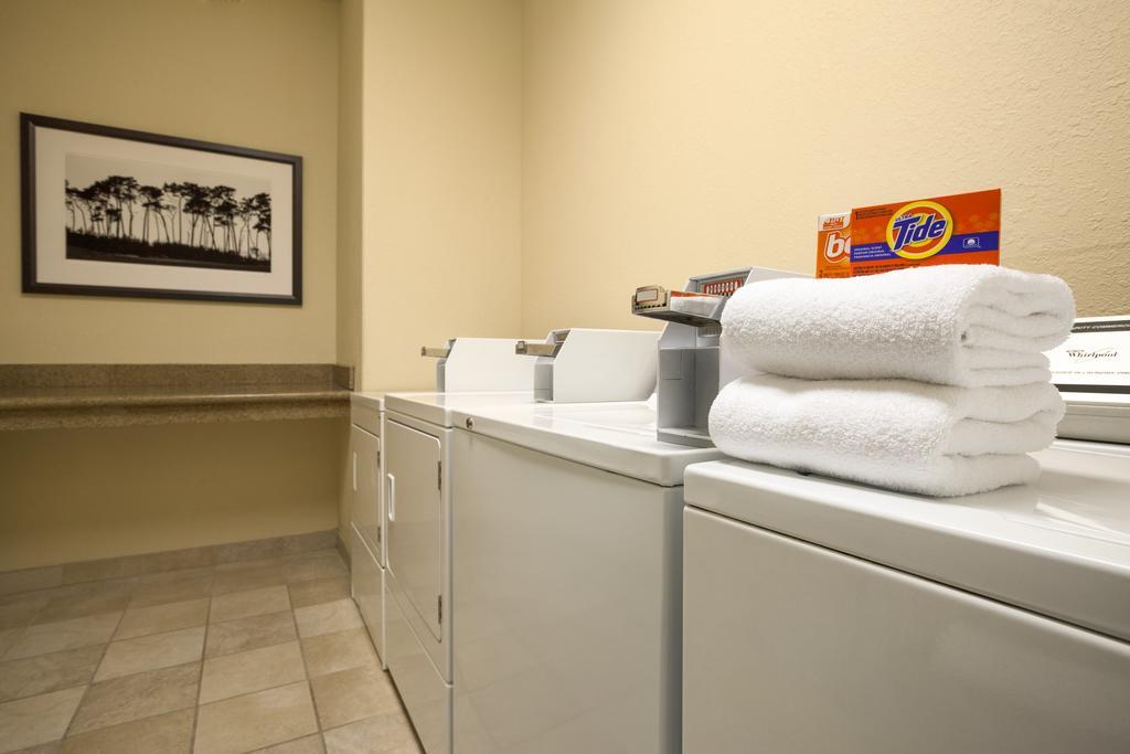 Country Inn & Suites By Radisson, Indianola, Ia Exteriér fotografie