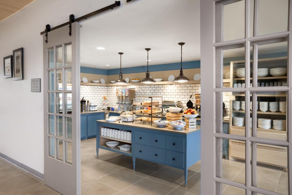 Country Inn & Suites By Radisson, Indianola, Ia Exteriér fotografie